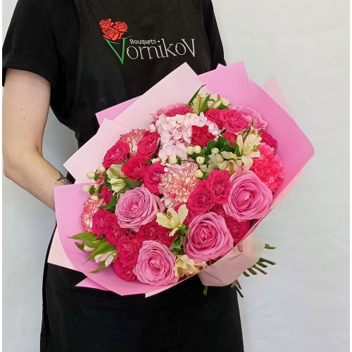 Bouquet with Barbie roses