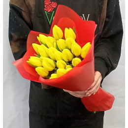 Bouquet of tulips Golden