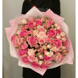 Bouquet of roses Romantic evening